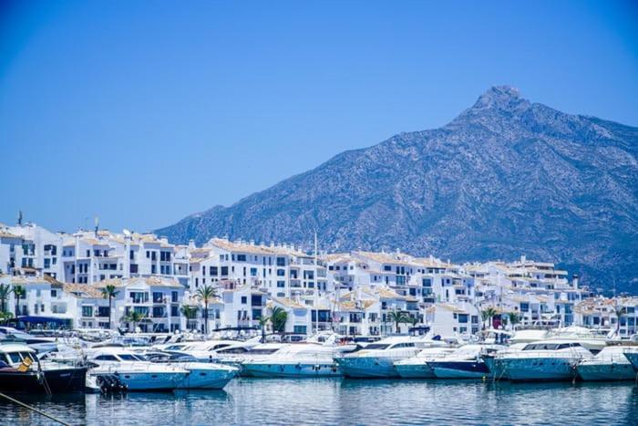 Oleholidays 217 Romana Playa Junto Al Mar Apartment Marbella