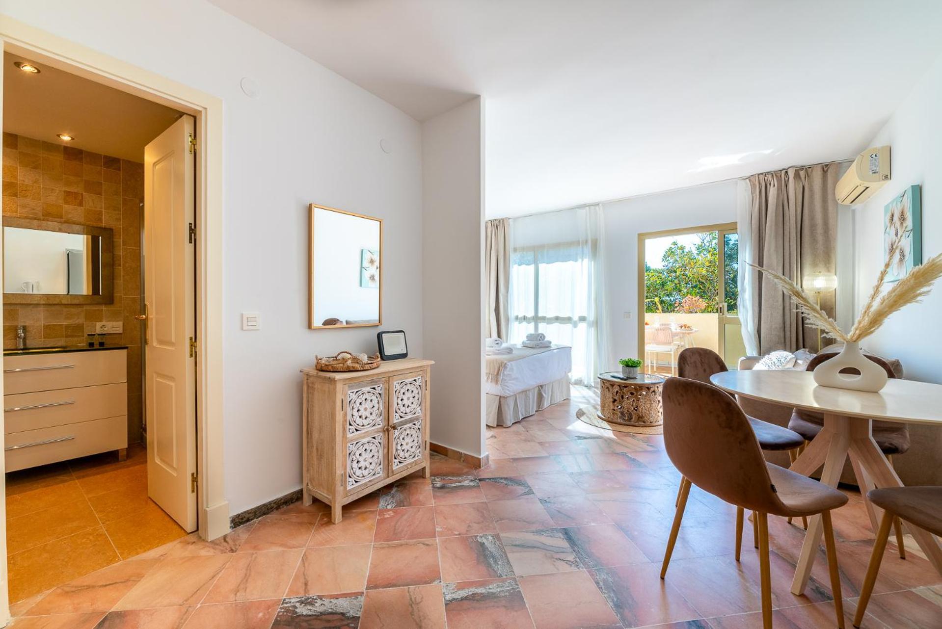 Oleholidays 217 Romana Playa Junto Al Mar Marbella